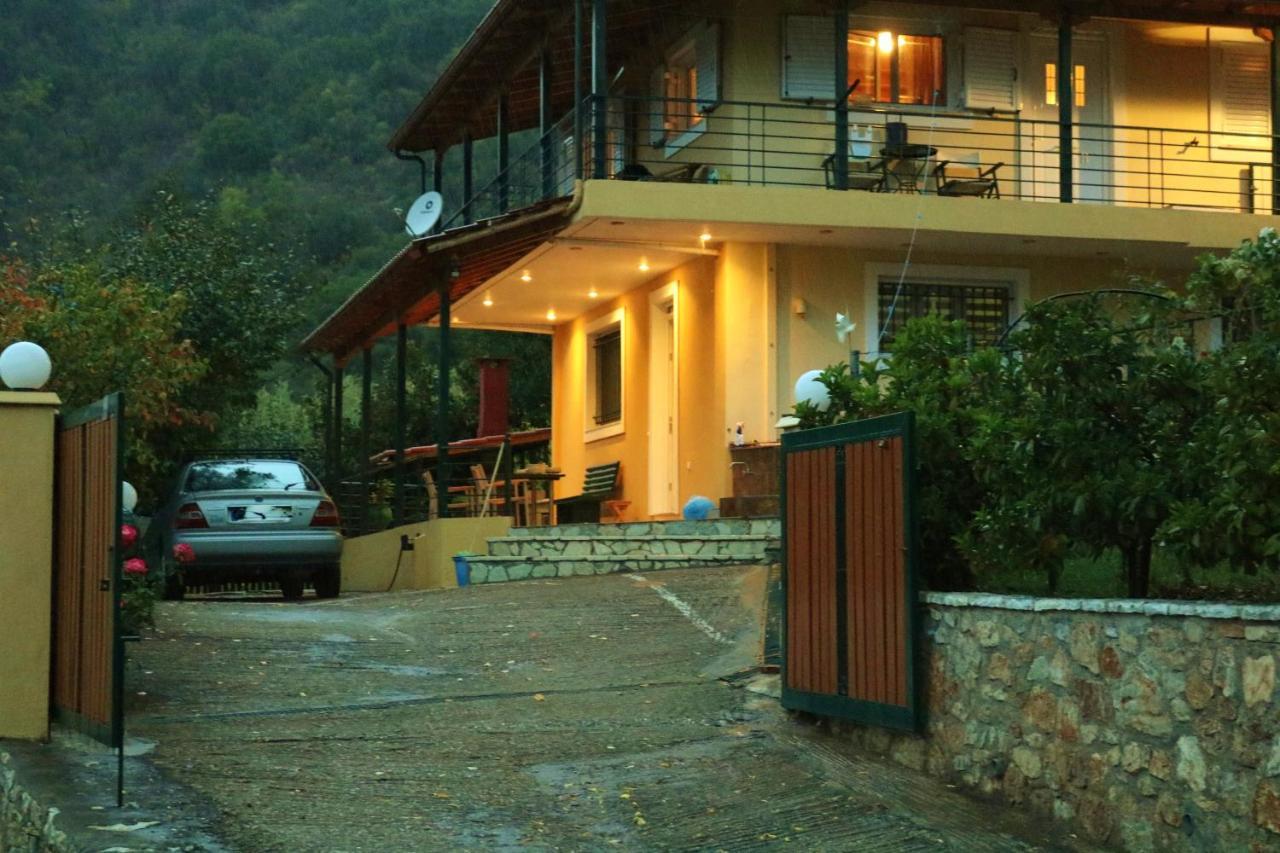 Polytimi House Villa Kalavryta Buitenkant foto